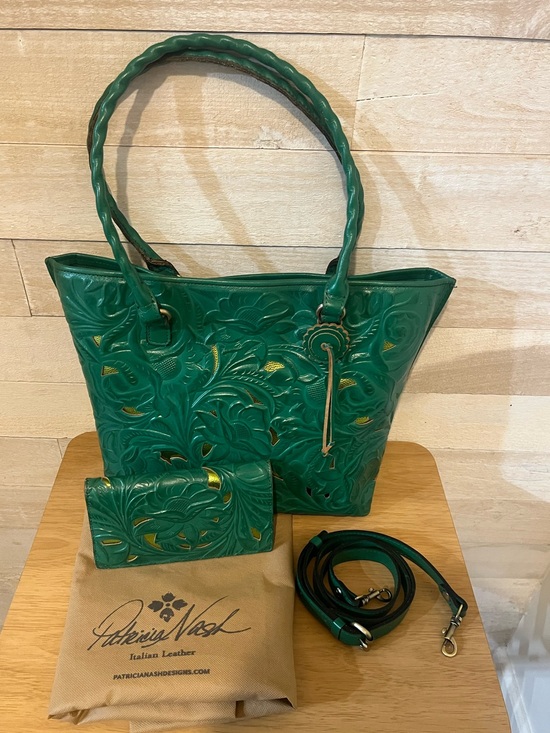 Patricia Nash Handbags - Patricia Nash Adeline leather cutout tooled tote crossbody with wallet